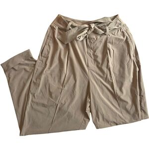 ☆Athleta Tan Pants☆